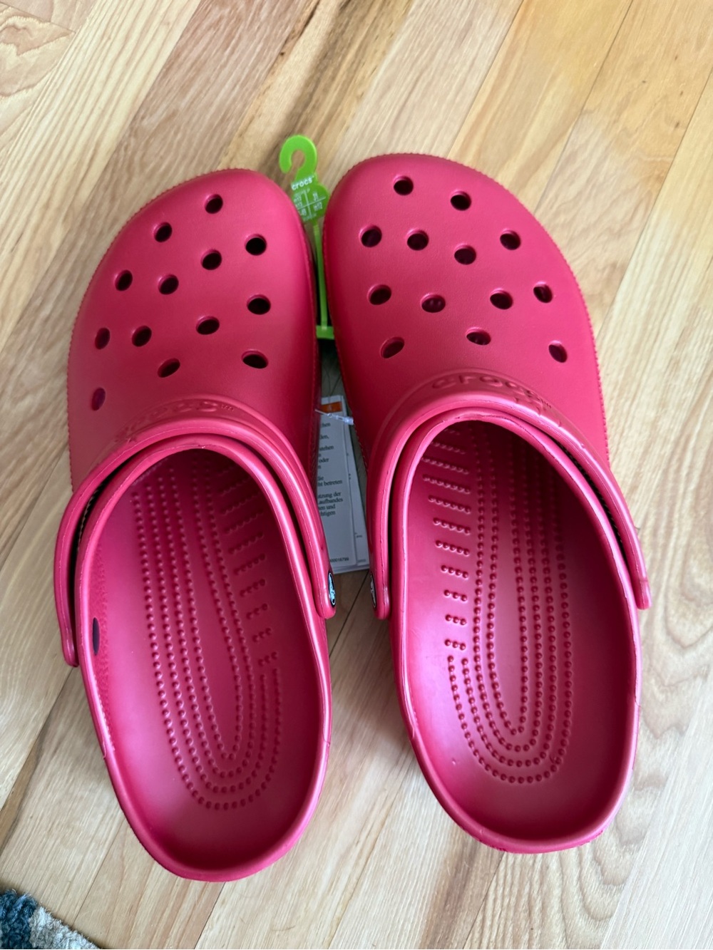 Crocs Red - Picture 2 of 4